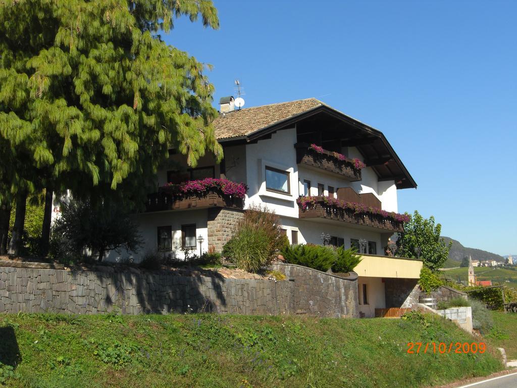 Garni Runggner Traubenhof Hotel Термено Екстериор снимка