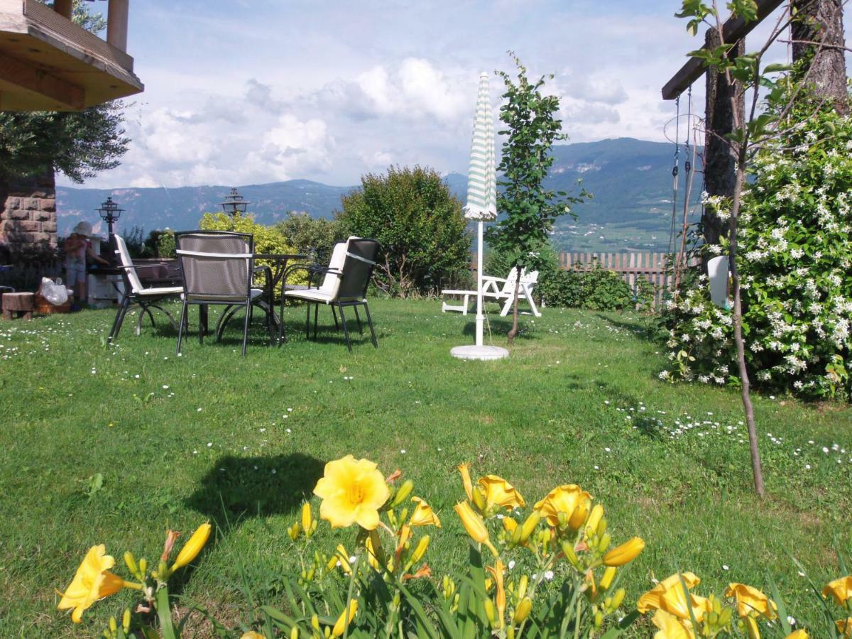Garni Runggner Traubenhof Hotel Термено Екстериор снимка