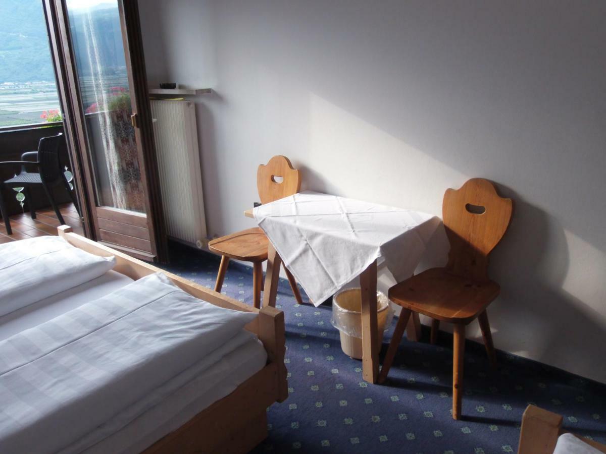 Garni Runggner Traubenhof Hotel Термено Екстериор снимка