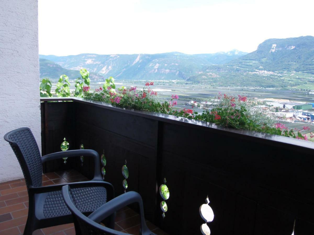 Garni Runggner Traubenhof Hotel Термено Екстериор снимка